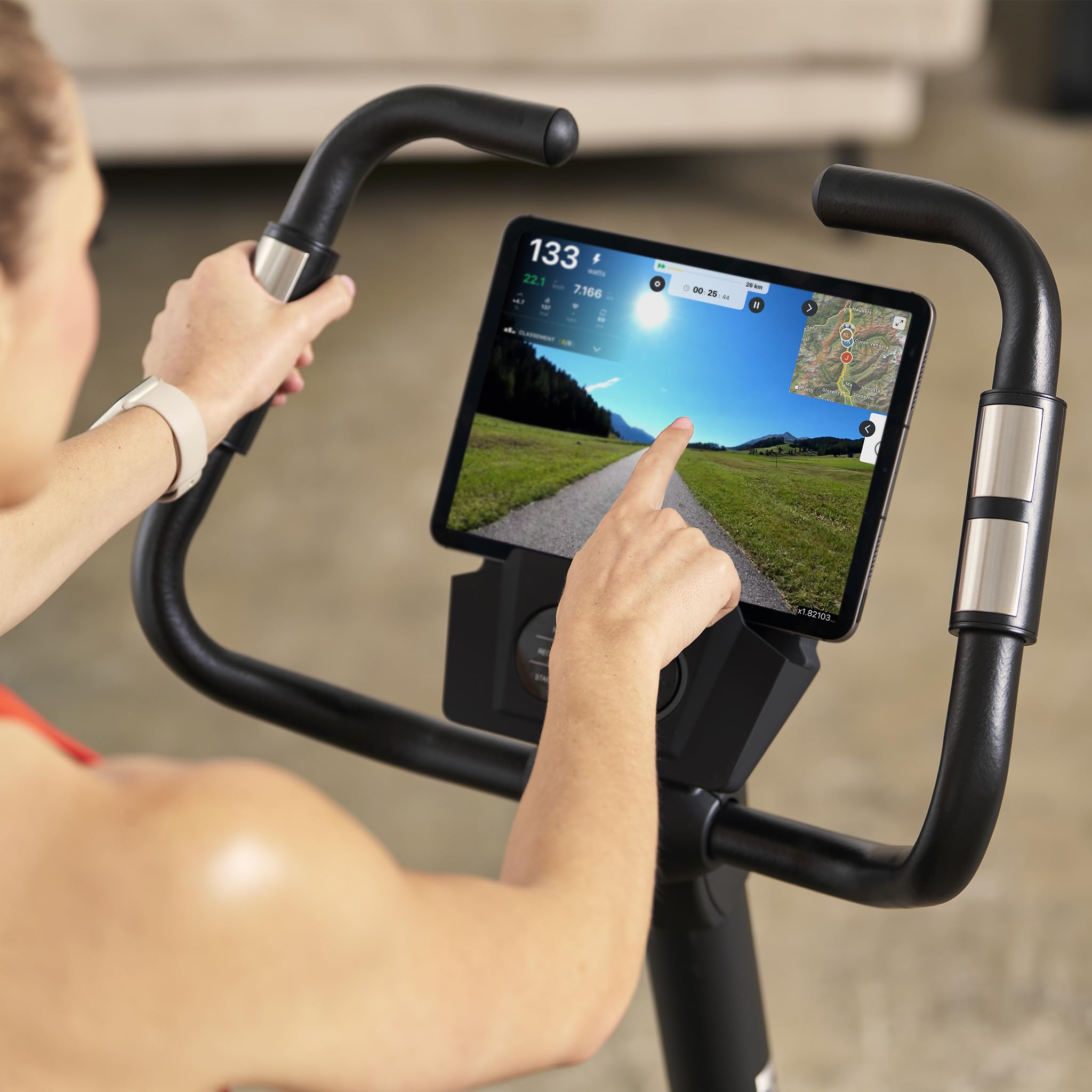 HAMMER Ergometer Cardio XT7 – leiser Heimtrainer für Zuhause mit tiefem Einstieg, App Kompatibel mit Kinomap, 8 kg Schwungmassensystem, 24 Programme, Hometrainer Fahrrad bis 130 kg